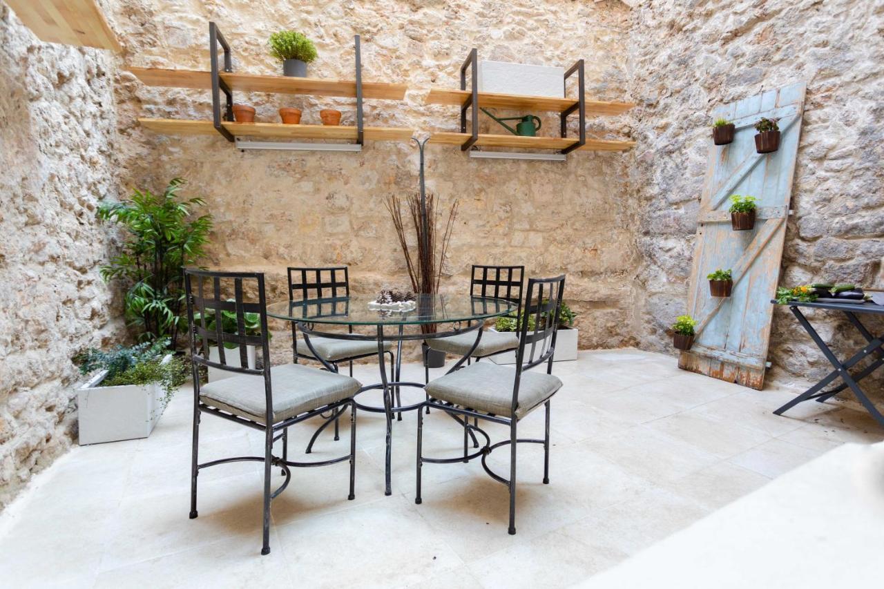 Jardin Secret Studio Terrasse Panier Vieux-Port 马赛 外观 照片